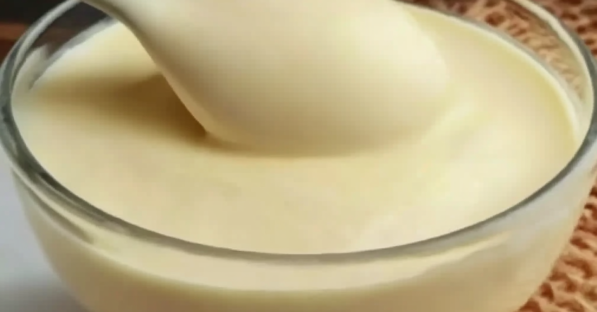 Homemade High-Protein Mayo with Eggs, Olive Oil, and Vinegar
